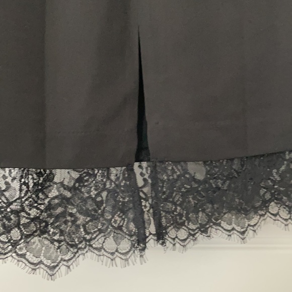 Black pencil skirt with black lace detail - Picture 3 of 5